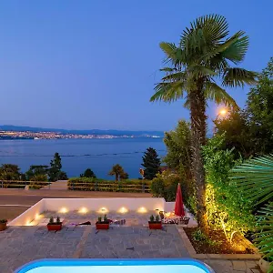 Hrvatin Apartment Opatija