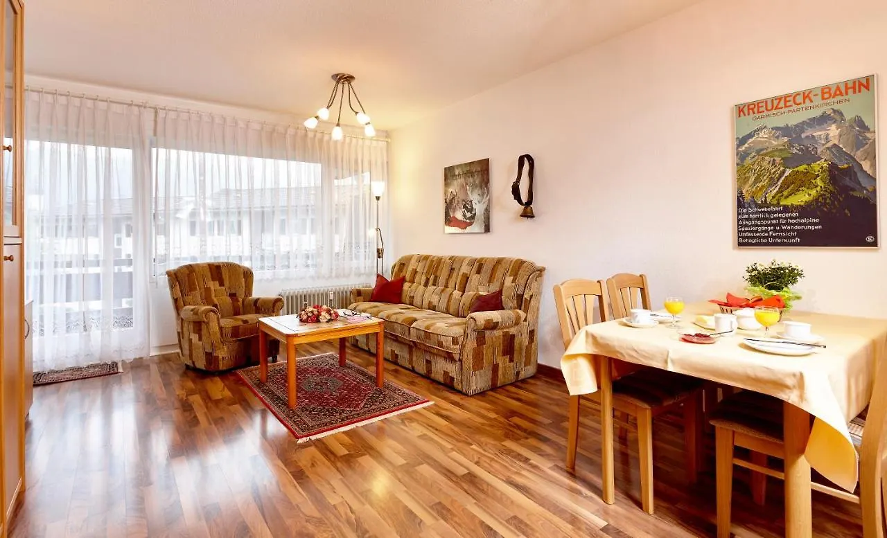Alpenkette Apartment Garmisch-Partenkirchen