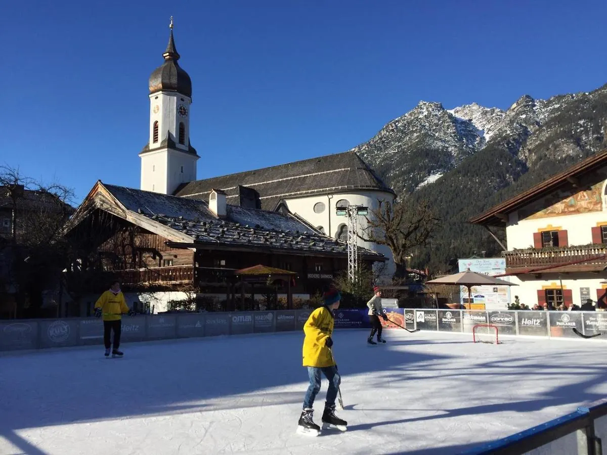 Alpenkette Apartment Garmisch-Partenkirchen Germany